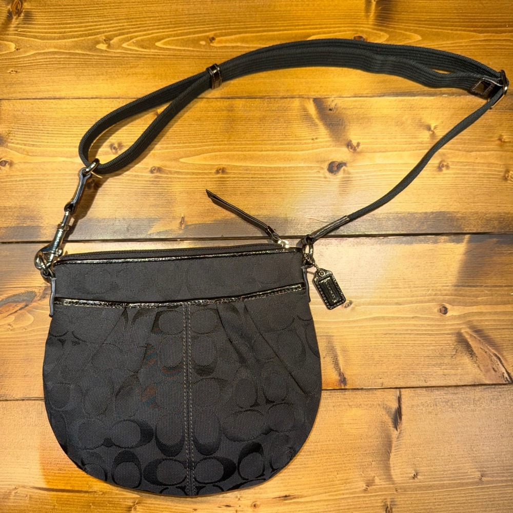 Coach Black Signature Pleated‎ Swingpack Canvas Leather Crossbody Bag F42833